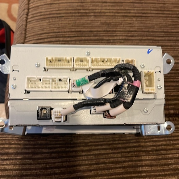 Panasonic Display screen and receiver car radio - Picture 8 of 10